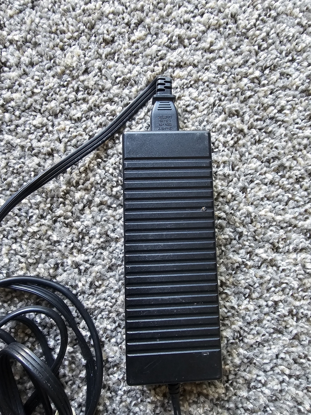 HP 120W AC Power Adapter Rectangular Laptop Power Adapter with Cord